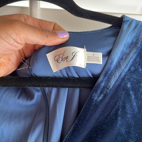 BRAND NEW Eliza J Velvet Romper - Picture 2 of 10